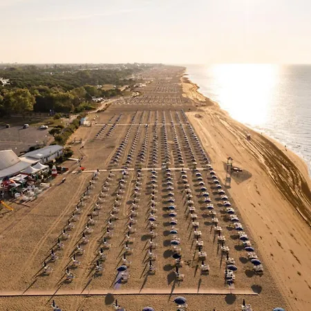 Spacious Flat On Bibiones Coast - Beahost Bibione