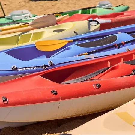 Your Flat Just A Short Walk From Pluto Beach