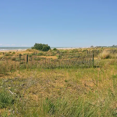 Your Flat Just A Short Walk From Pluto Lägenhet Bibione