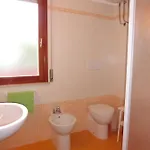 Your Flat Just A Short Walk From Pluto Апартаменти Бібіоне