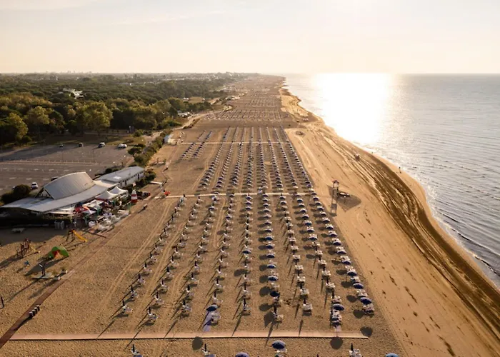 Your Flat Just A Short Walk From Pluto 비비오네